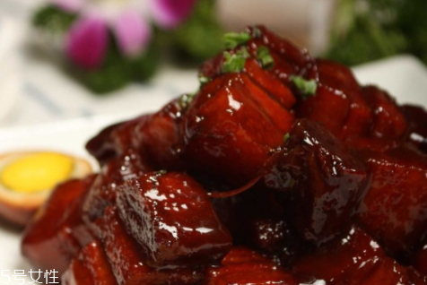 红烧肉高压锅做法(压力锅做红烧肉的详细做法)