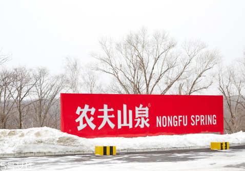 弱碱性水对人体有几大好处(弱碱性水对人体的好处和坏处)