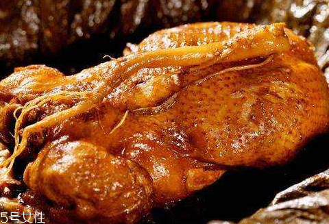 叫花鸡的由来(叫花鸡的由来故事)