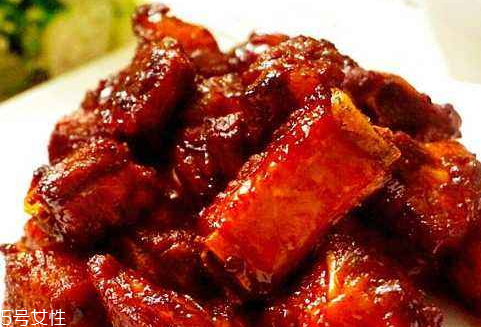 糖醋排骨的做法(糖醋排骨的做法 最正宗的做法视频)