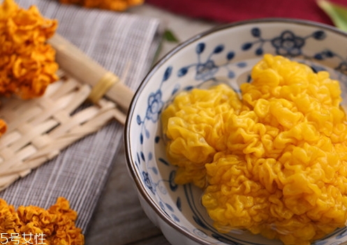 金耳要浸泡多久(金耳需要泡多久)