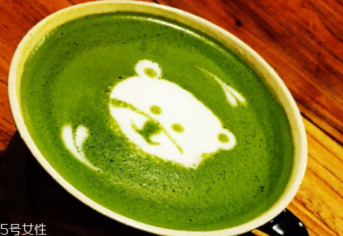抹茶怎么做的(抹茶怎么做的)