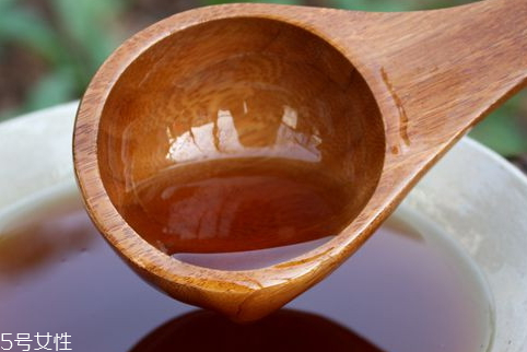 香油过期没坏能吃吗(香油过期没坏能吃吗)