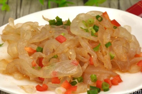 海蜇丝怎么焯水(海蜇丝怎么焯水)