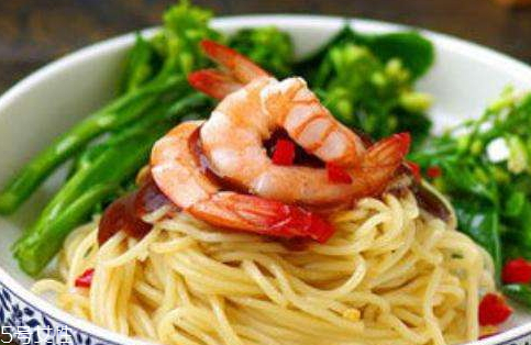 面条的制作技巧(面条的制作技巧)