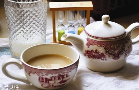 奶茶什么时候喝(奶茶什么时候喝最好)