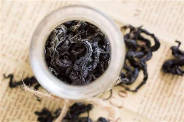 杜仲茶的功效和作用(杜仲茶的功效和作用和禁忌)