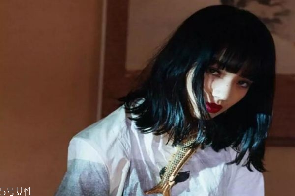 教你如何画厌世妆(教你如何画厌世妆)