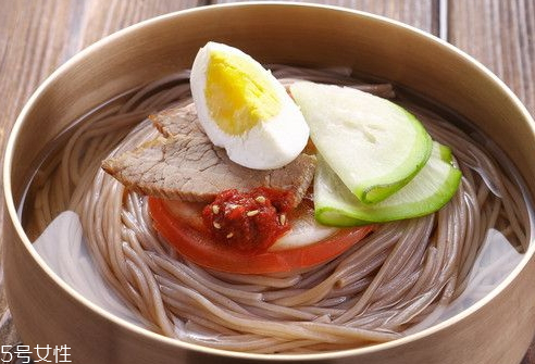 冷面的做法(冷面的做法及调料配方怎么做)