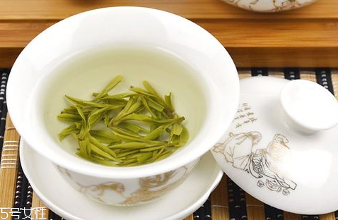 龙井茶好喝吗(娃哈哈龙井茶好喝吗)