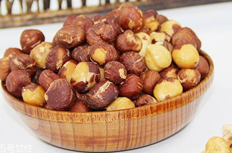 榛子怎么吃(榛子怎么吃壳怎样打开)