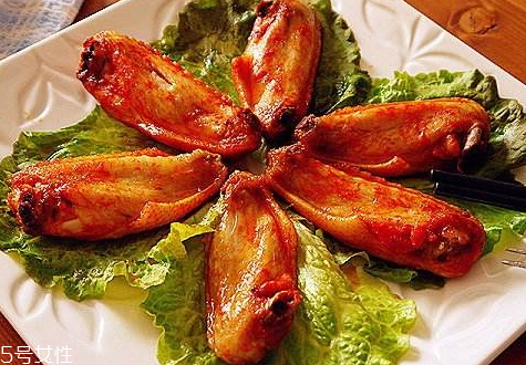 微波炉烤鸡翅做法(微波炉怎么烤鸡翅)