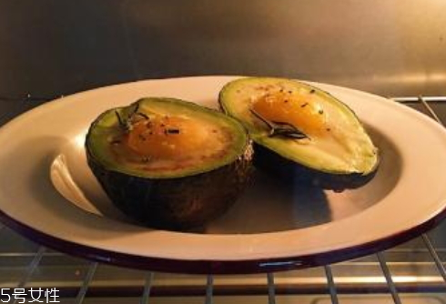烤鸡蛋好吃吗(韩国桑拿房的烤鸡蛋好吃吗)