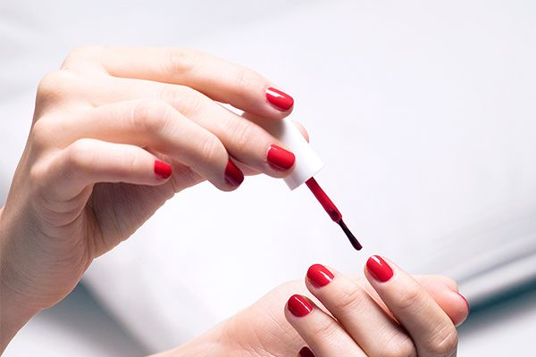 指甲油速干大法(指甲油速干办法)