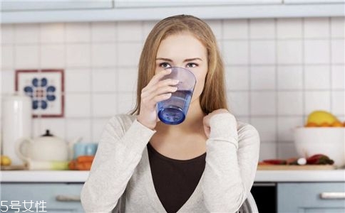 吃什么能有饱腹感(吃什么能有饱腹感又减肥)