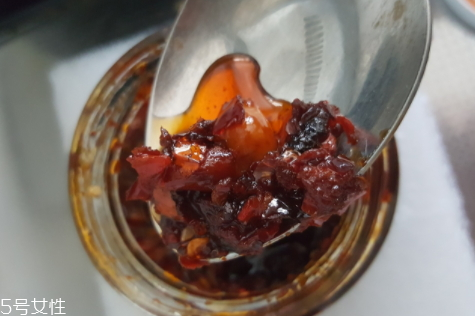 辣椒酱的特点(辣椒酱的特点)