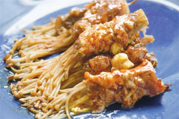 金针菇肥牛卷的营养价值(肥牛卷和金针菇的做法)