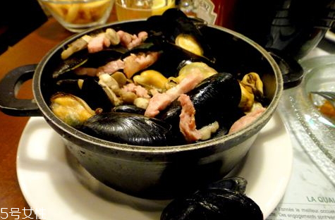 淡菜排骨汤要熬多久好(淡菜汤煮多久) 淡菜排骨汤要熬多久好(淡菜汤煮多久)