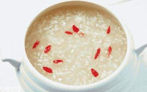 醪糟的功效(醪糟的功效和营养价值)