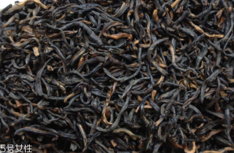 金骏眉越黄越好吗(金骏眉越黄越好吗)