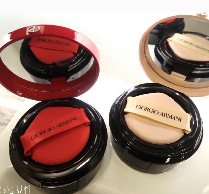 两款气垫使用感受(评价气垫好用)