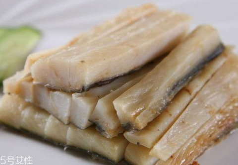 鳗鱼干发霉的原因(鳗鱼干表面发霉怎么办)