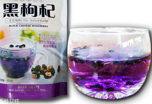 黑枸杞泡水什么味道(黑枸杞泡水什么味道是正常的)