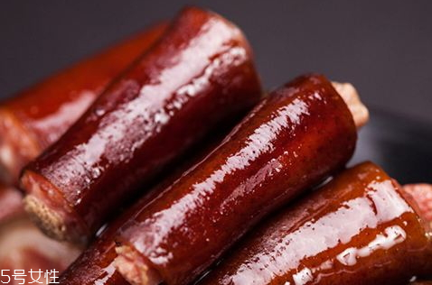 猪尾巴好吃吗(猪尾巴好吃吗?)