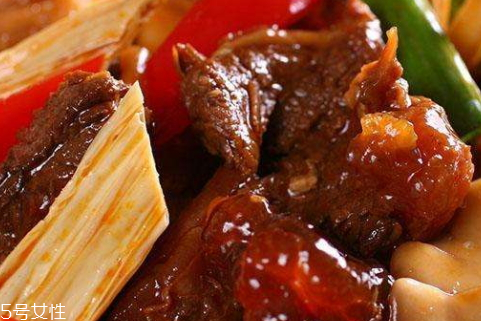 牛腩怎么做最好吃(怎样炖牛腩好吃)