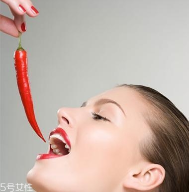 吃辣椒的好处(吃辣椒的好处和功效) 吃辣椒的好处(吃辣椒的好处和功效)