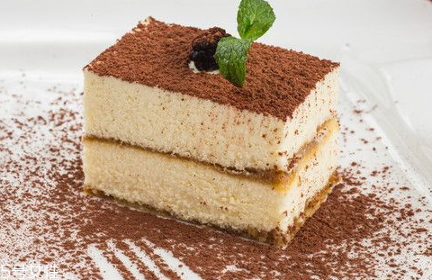 自制提拉米苏的做法(自制提拉米苏的做法)