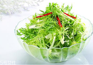 凉拌苦菊的营养价值(凉拌苦菊的营养价值)