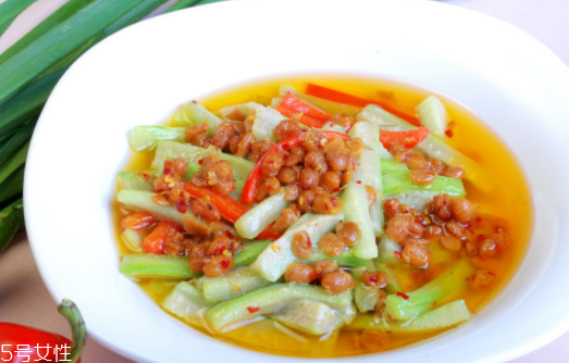 丝瓜为什么有土腥味(丝瓜为什么有土腥味) 丝瓜为什么有土腥味(丝瓜为什么有土腥味)