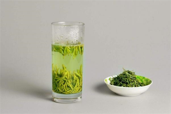 谷雨茶采摘注意事项(谷雨前茶叶展开后采摘的叫)