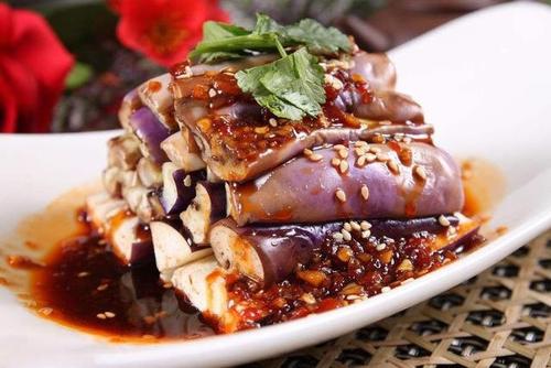 三宅一生香水适合年龄(三宅一生香水怎么样)