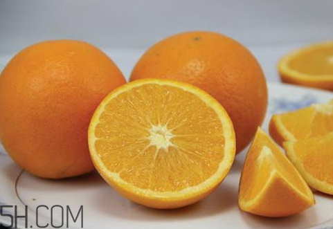 冰糖橙是不是很小(麻阳冰糖橙是不是很小)