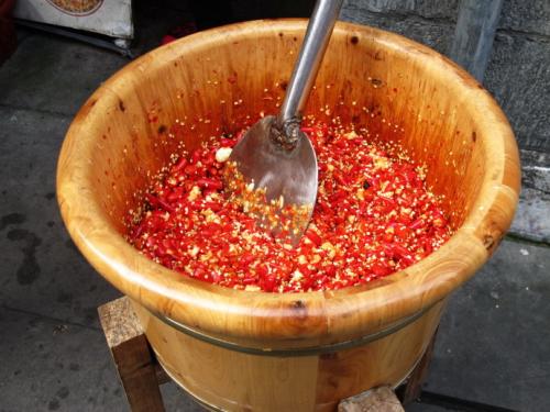 做剁辣椒放不放由(做剁辣椒要放些什么)