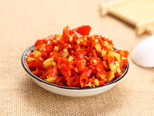 剁辣椒可以直接吃吗(剁辣椒可以直接吃吗)