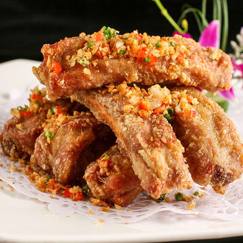 油炸排骨的排骨怎么腌制(油炸排骨怎么腌制才好吃)