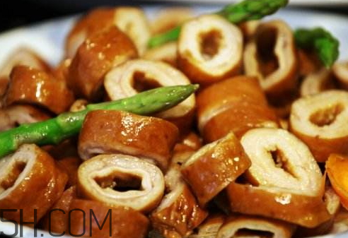 猪大肠是什么颜色(猪大肠是什么颜色才正常)