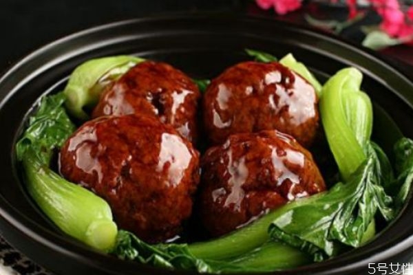 红烧狮子头是哪里的特产(红烧狮子头是哪里的特产?) 红烧狮子头是哪里的特产(红烧狮子头是哪里的特产?)