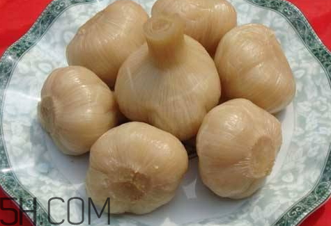 腌大蒜怎么保存时间长(腌大蒜怎么保存时间长)