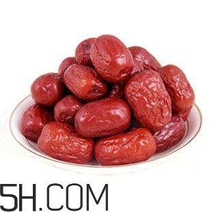 红枣的功效和作用(红枣的功效和作用及营养价值)