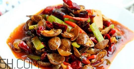 花甲能和豆腐一起吃吗(花甲能和豆腐一起吃吗?)