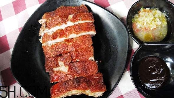 脆皮烤猪的做法(脆皮烤猪做法)