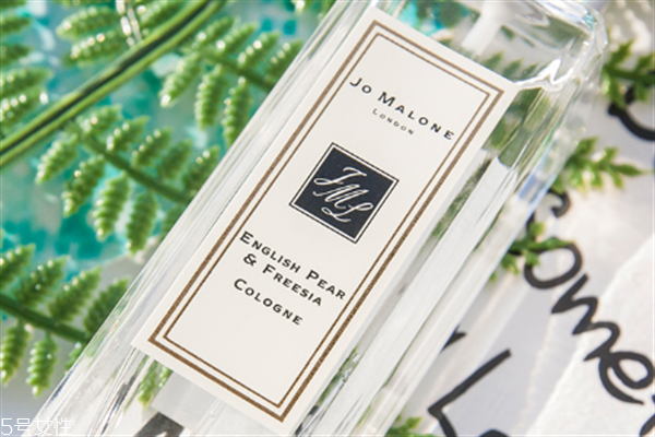 祖马龙男士香水推荐(祖马龙男士香水推荐 传说中男朋友的味道)