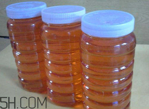 蜂蜜的比重是多少(蜂蜜的比重是多少?1000毫升蜂蜜重量是多少?)