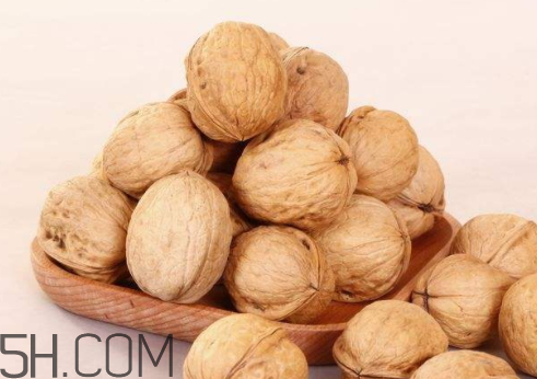 榨核怎么榨油(核桃仁榨油怎么榨)