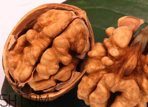 核桃好还是核桃仁好(核桃好还是核桃仁好)