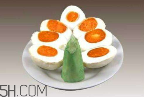 腌鸡蛋的方法(腌鸡蛋的方法和步骤)